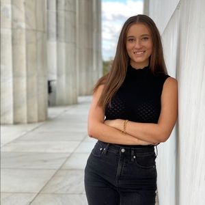 Meet your Posher, Sessaley